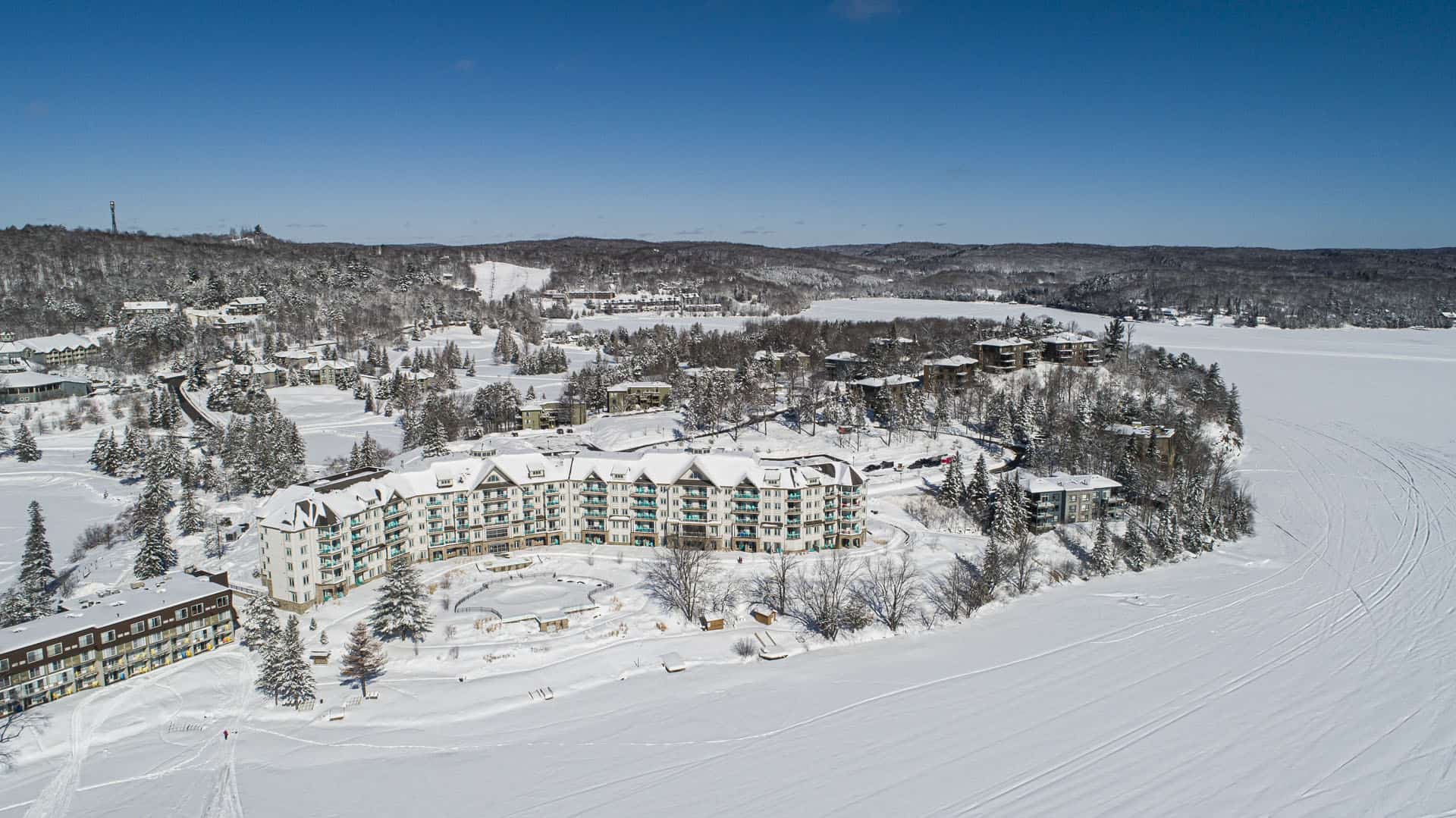 Deerhurst — photo building