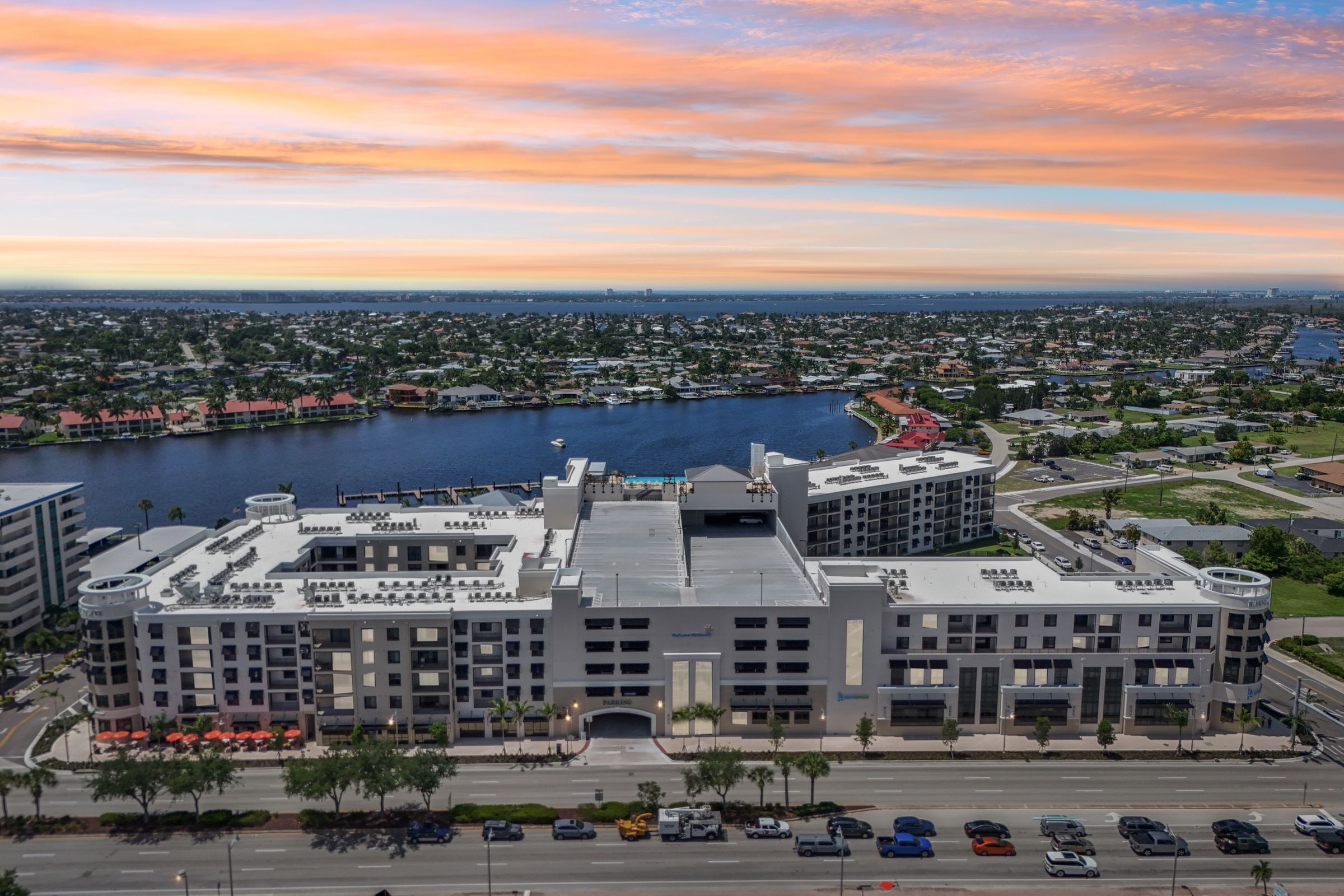 Bimini Square Apartments