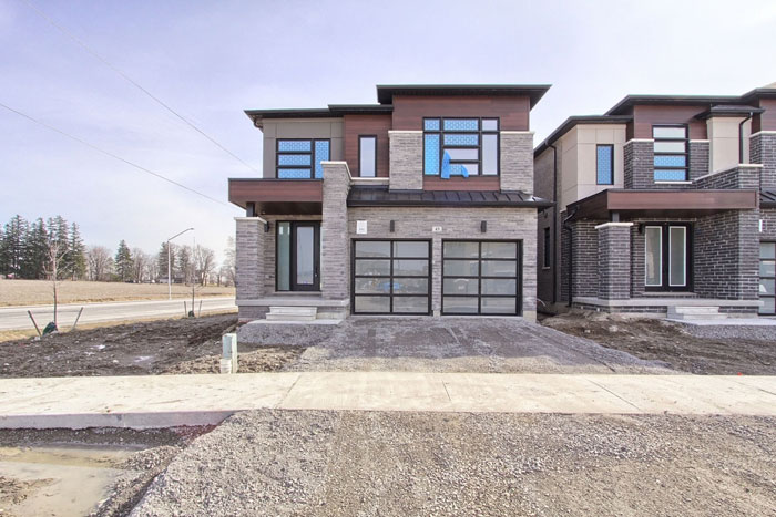 Stouffville - Cityside — photo building
