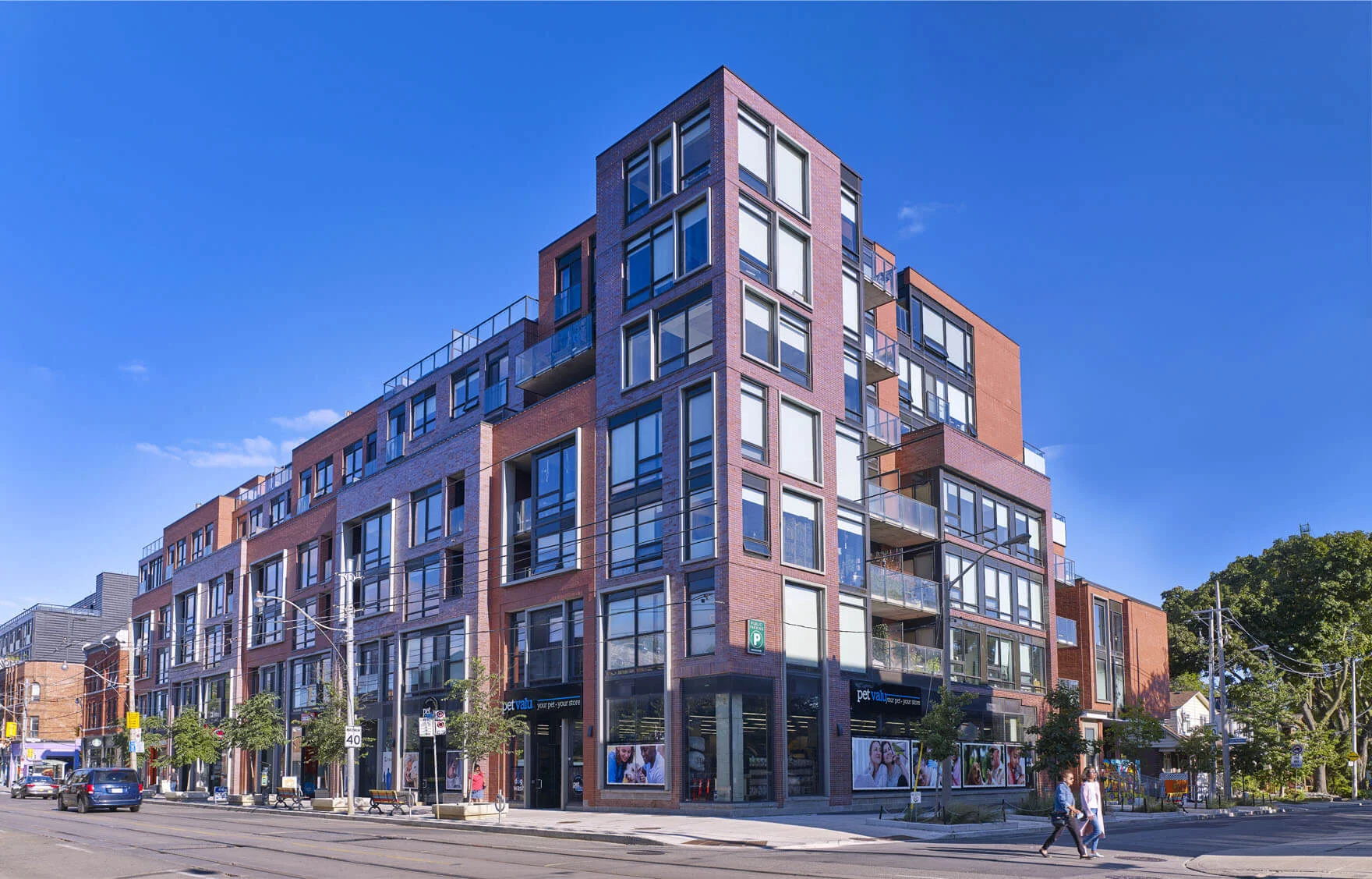 875 Queen East / 2019
