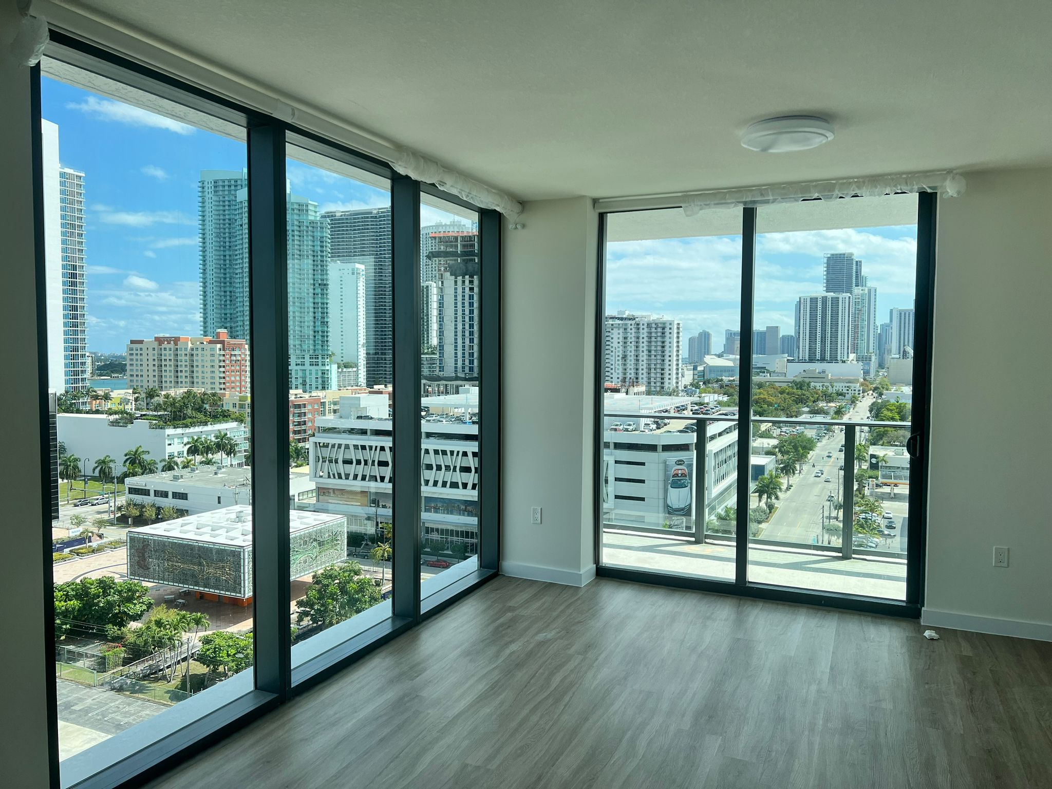 Biscayne 18 — interior rendering