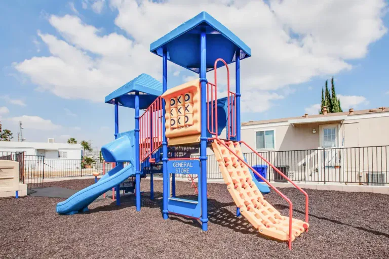 Grand Royal Estates — lifestyle amenity