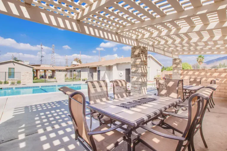 Grand Royal Estates — lifestyle amenity