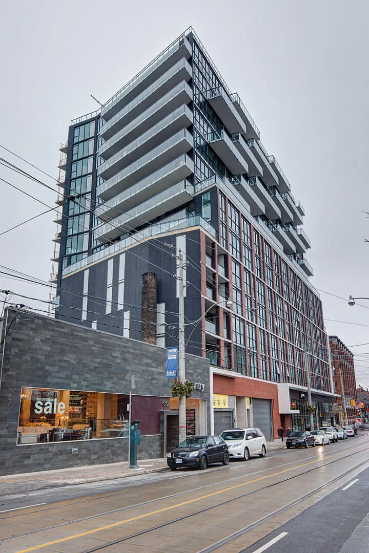 The King East / 2014 — photo building