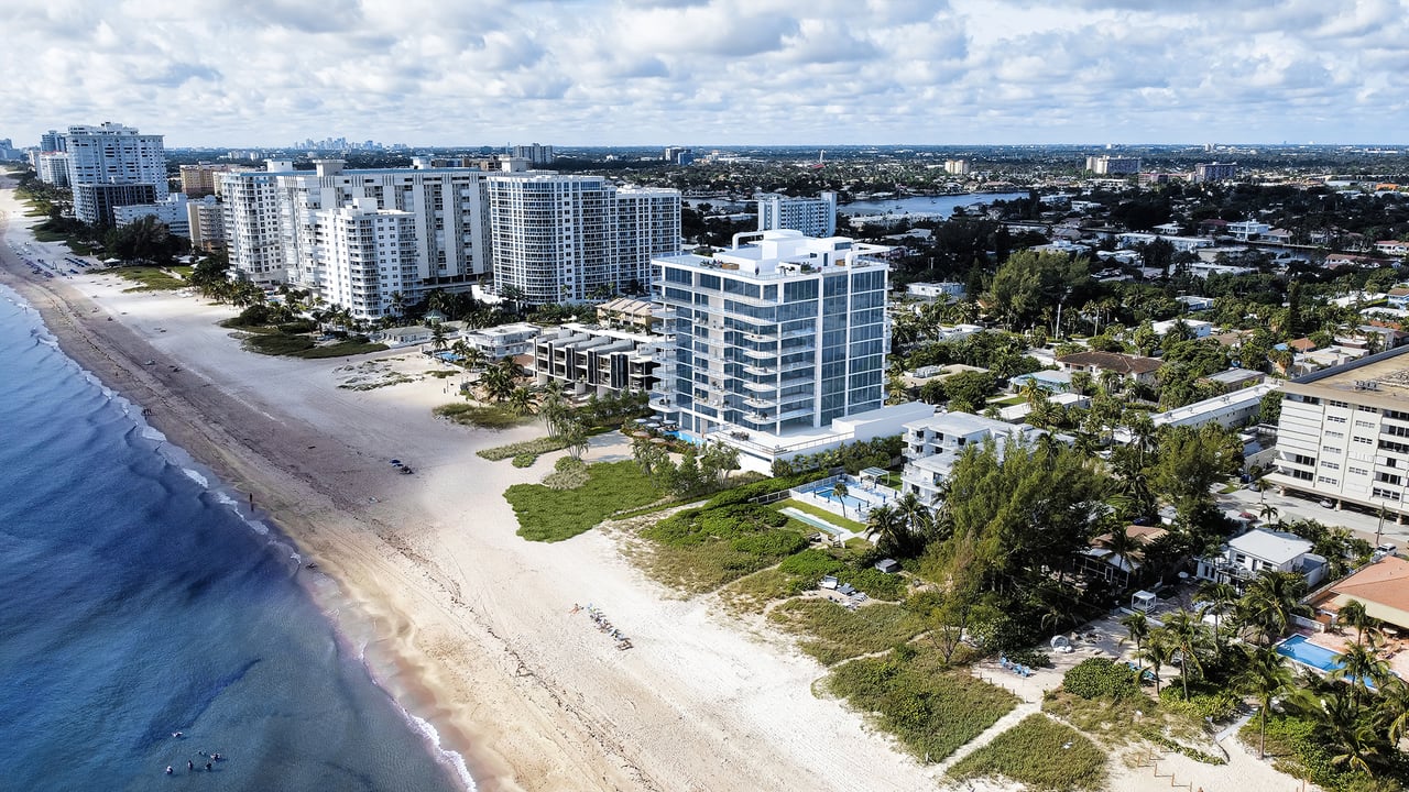 Ocean 580 — aerial rendering