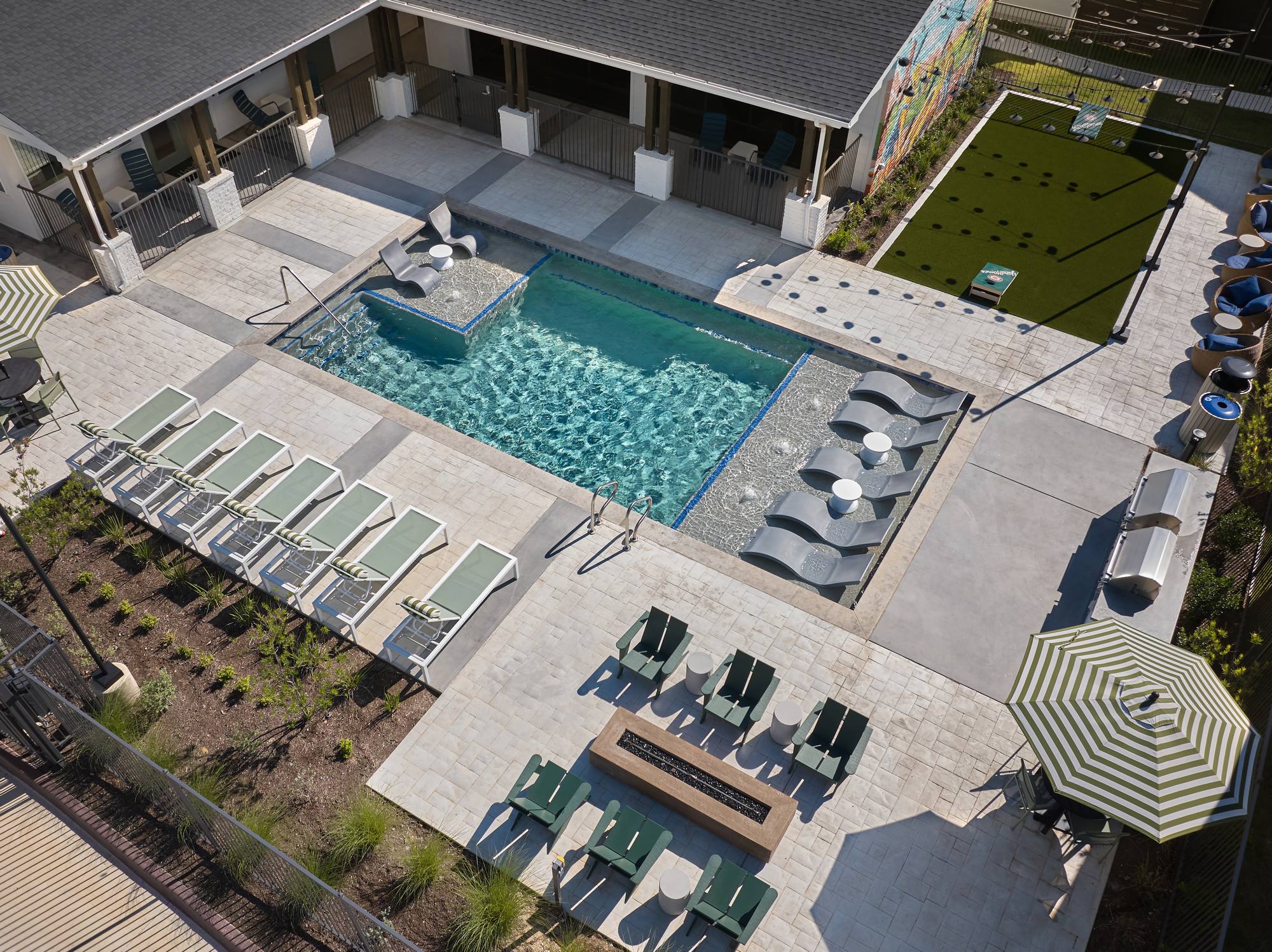 YardHomes® Hero Way — lifestyle amenity