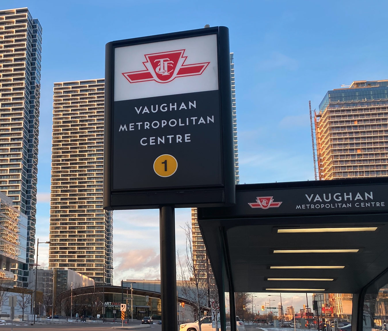Vaughan/Vellore Trails — photo building