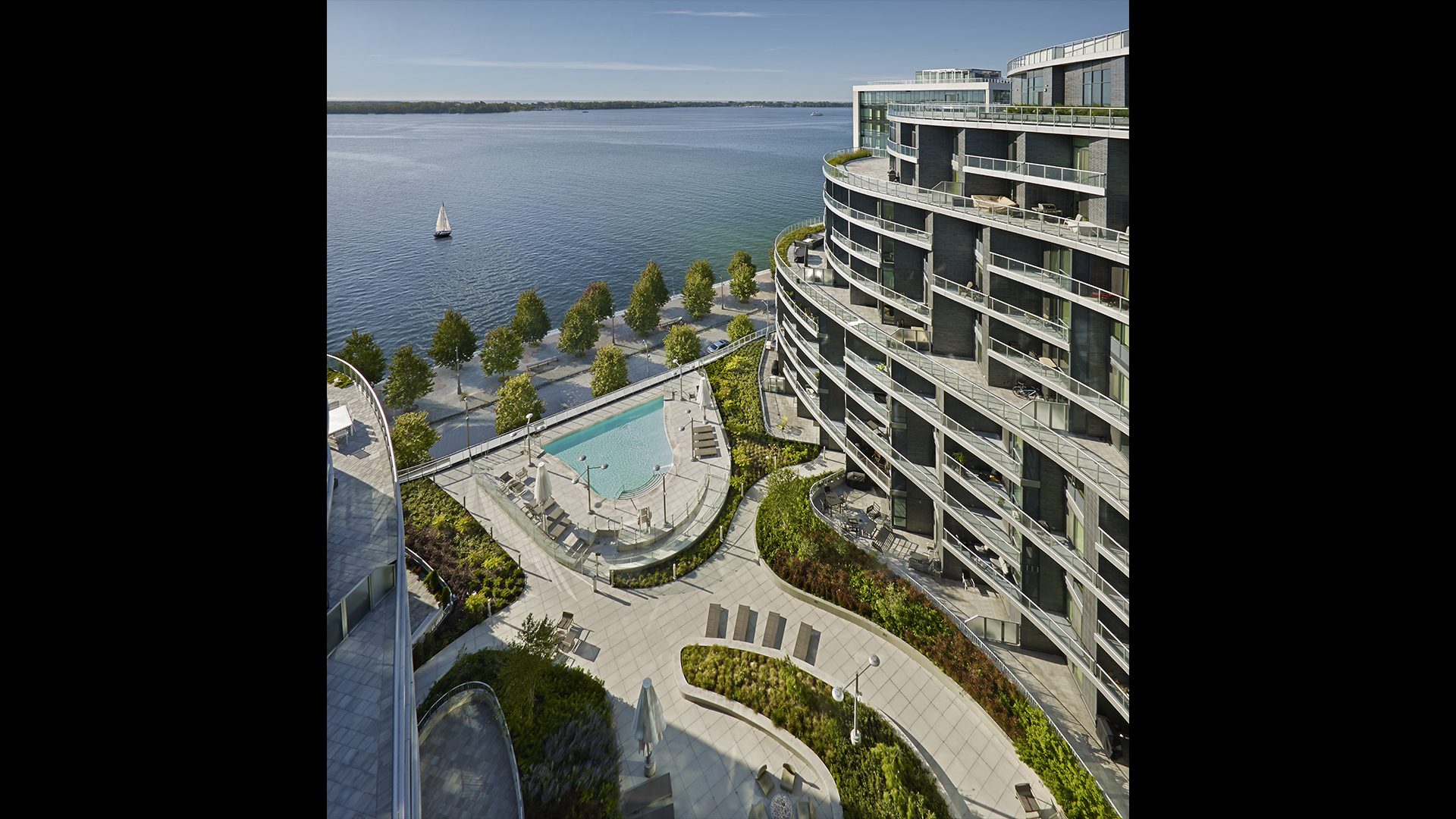 Aquavista at Bayside — photo building
