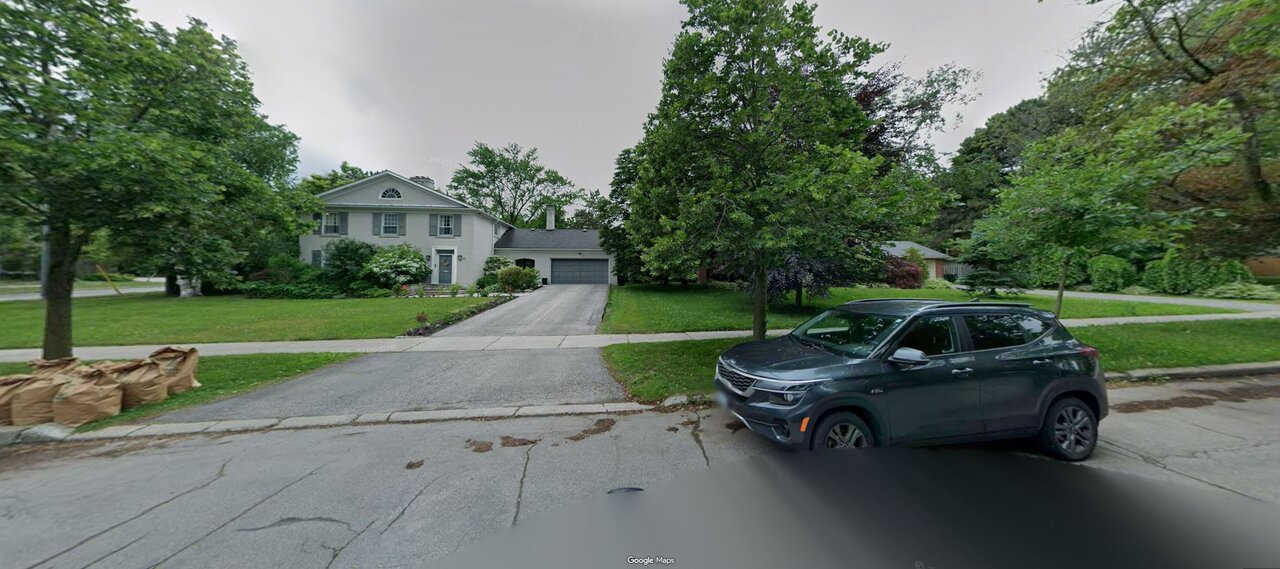 39-43 Wilket Road Condos — photo building