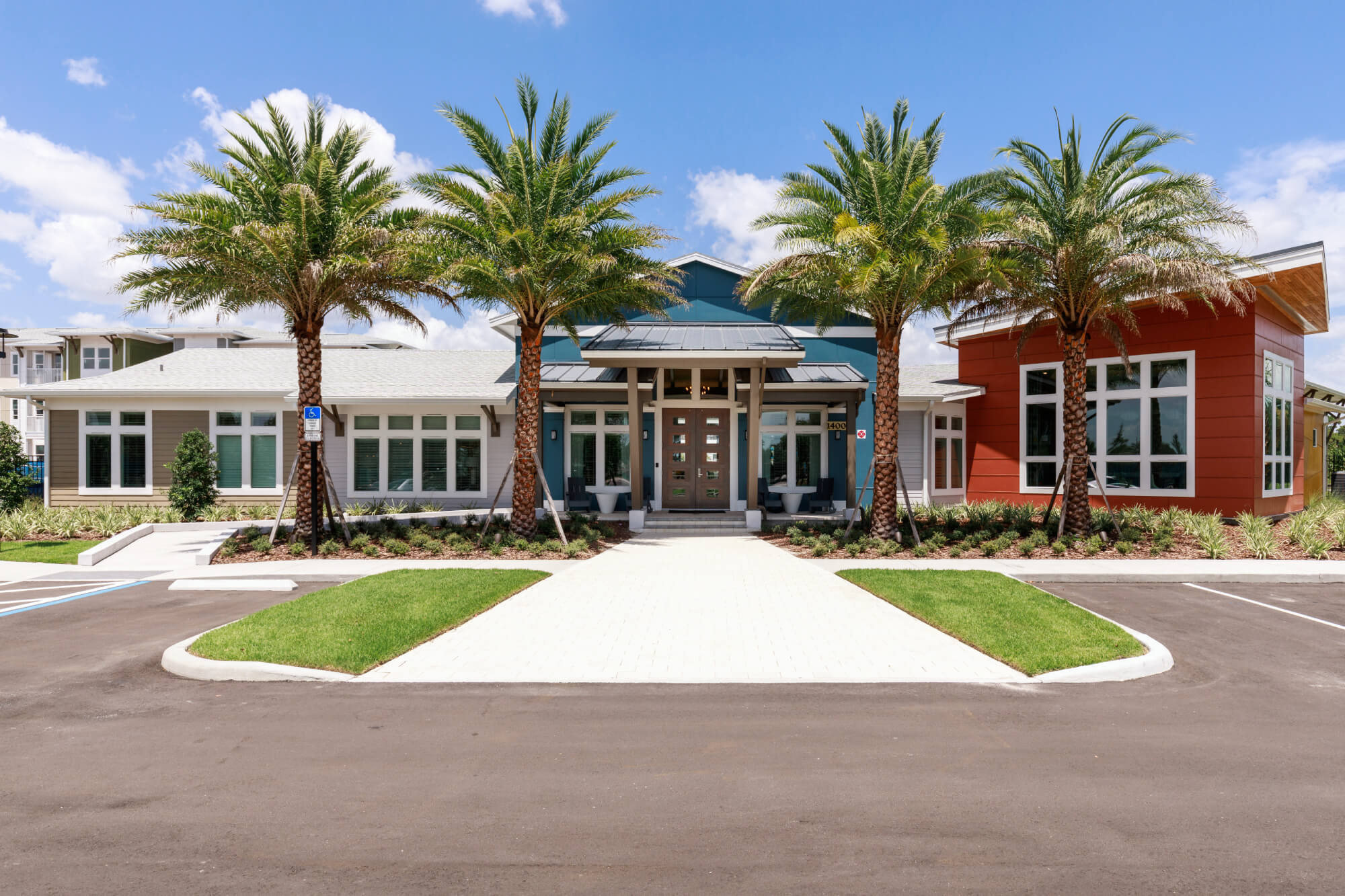 Sunbridge — photo building