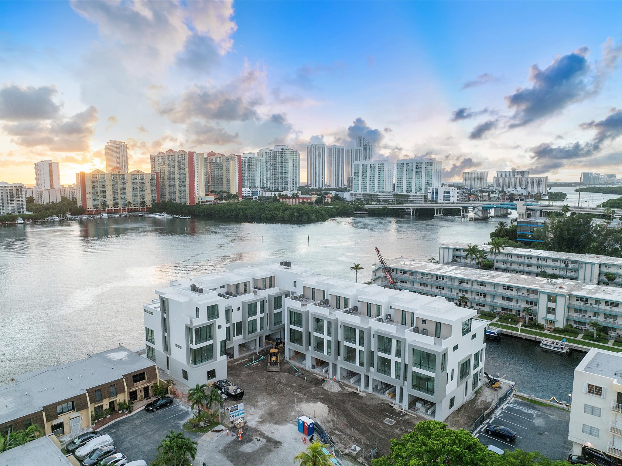 Koya Bay — photo building