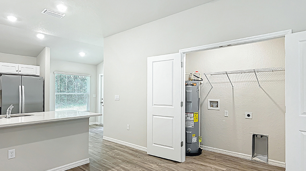 3255/3257 E Porter St. — interior rendering