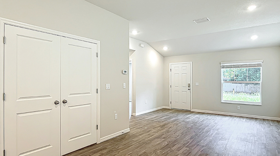 3255/3257 E Porter St. — interior rendering