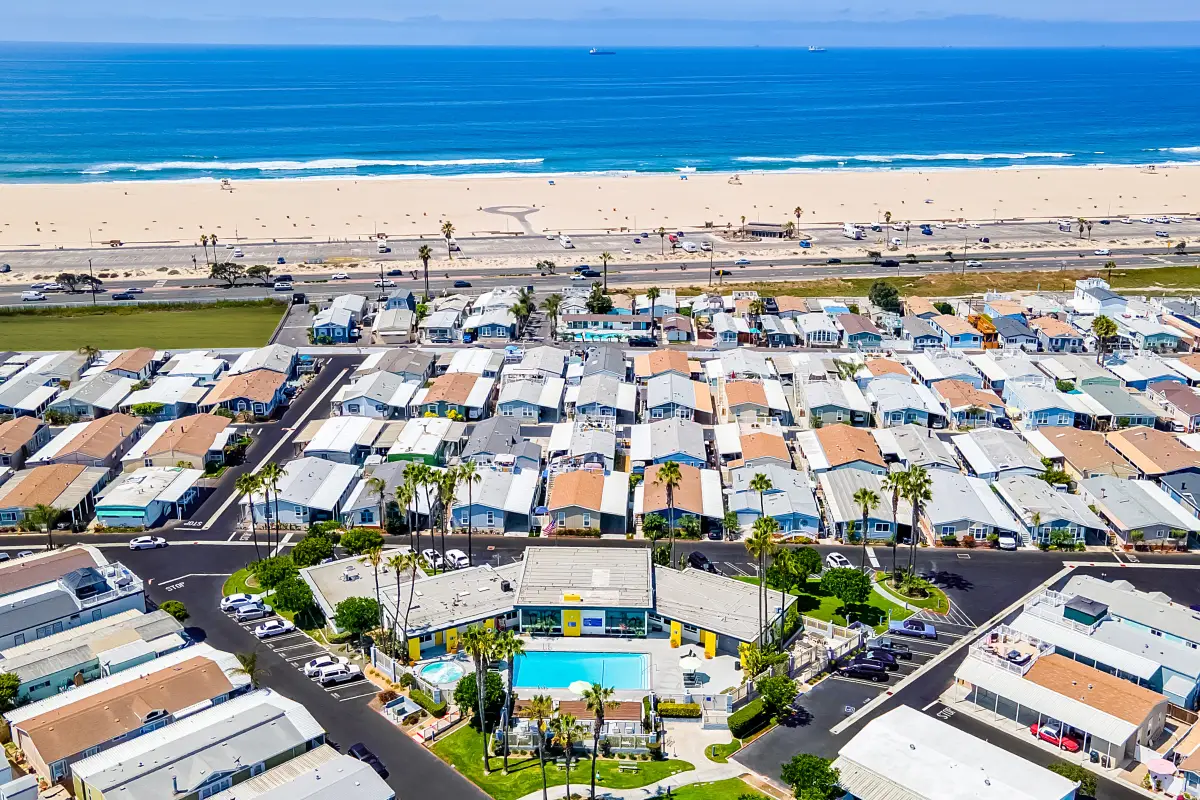Huntington by the Sea