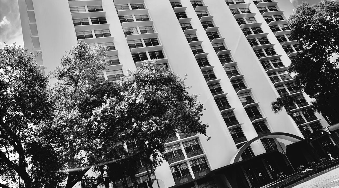 Lucerne Towers — photo building