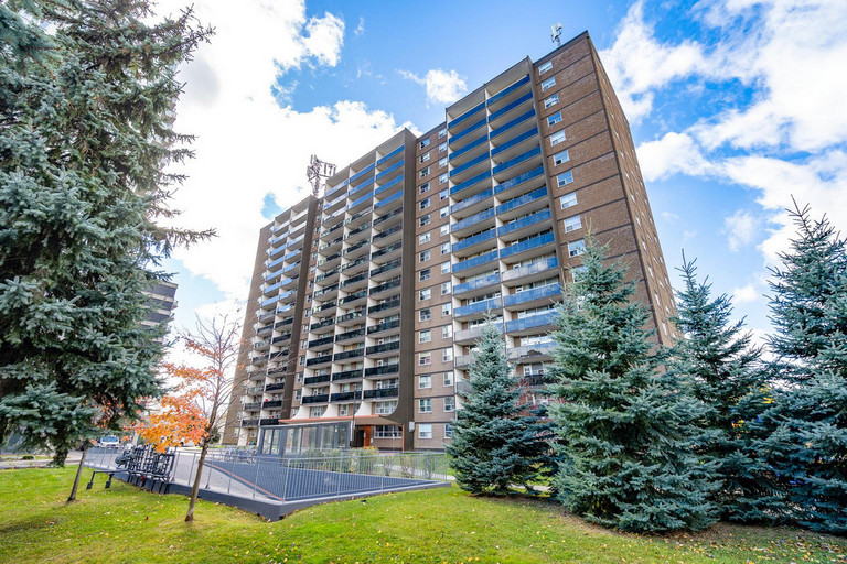 Verbana Apartments — photo building