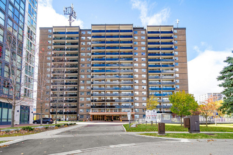 Verbana Apartments — photo building