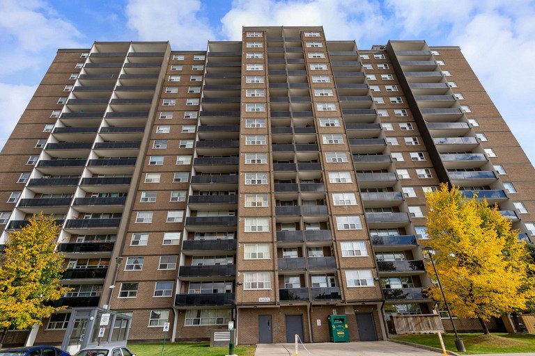 Verbana Apartments — photo building