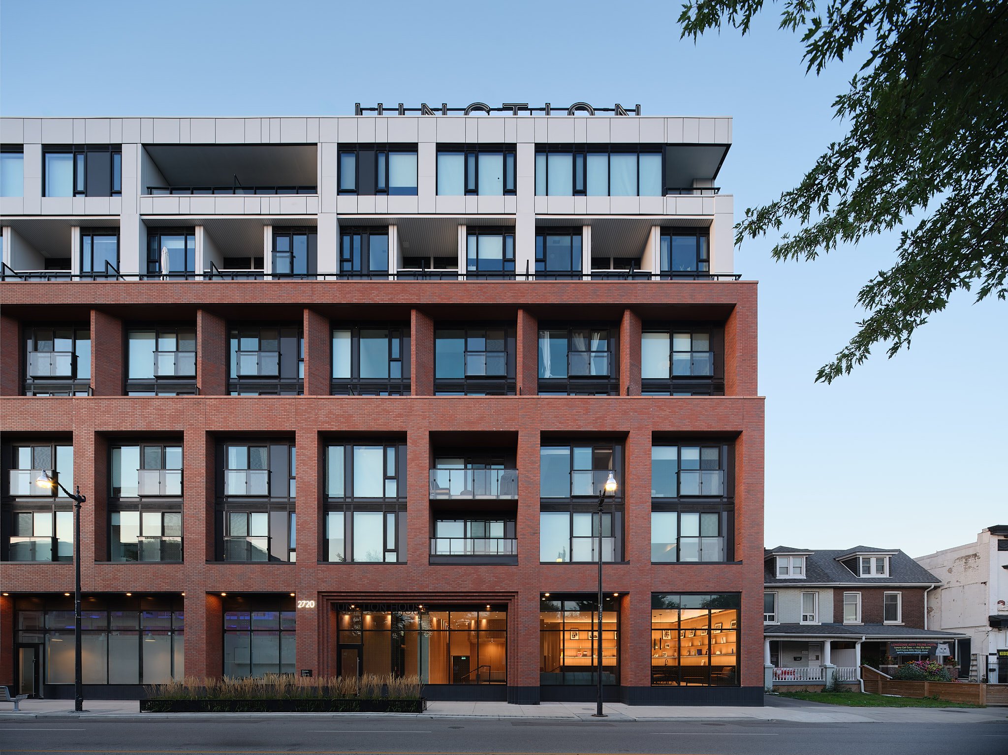Junction House — photo building