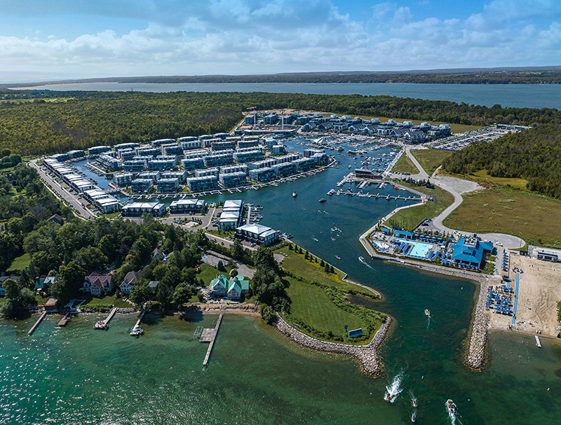 Ritz-Carlton Residences Muskoka — aerial rendering
