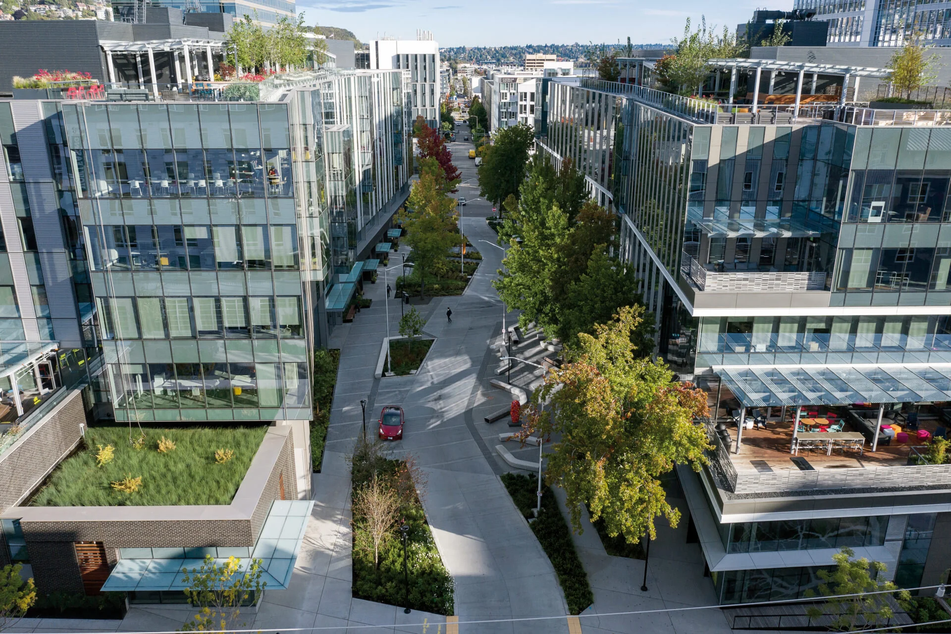 Tyndale Green Condos — photo building