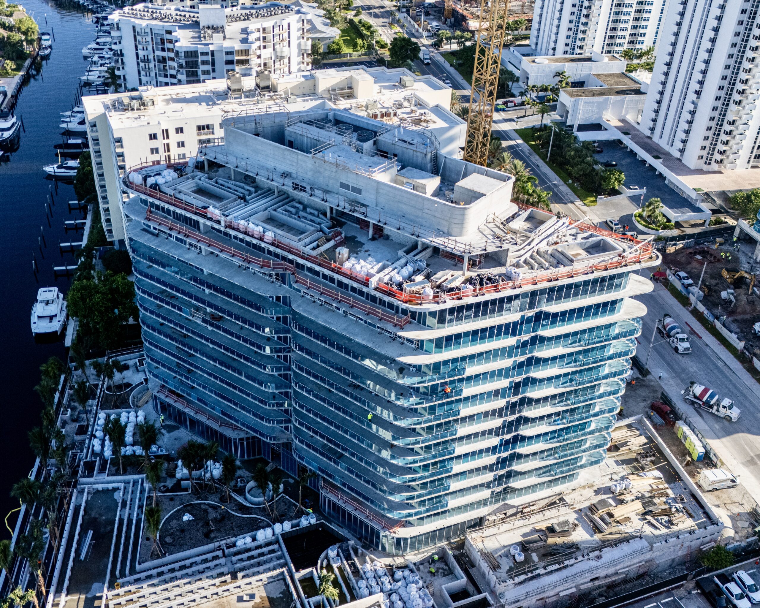 Ritz Carlton Pompano — photo building
