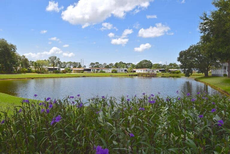 Lakes of Melbourne — lifestyle amenity