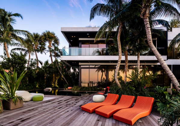 Elle Residences Miami — photo building