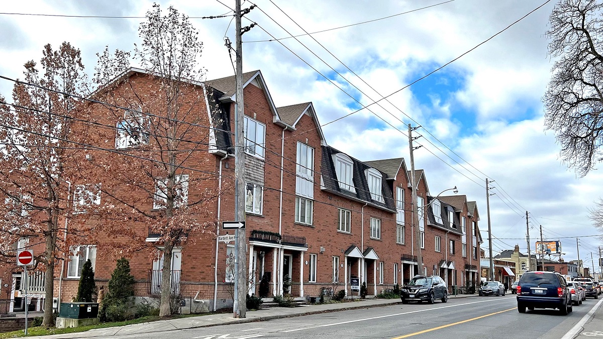 ELM Davenport Residences — photo building