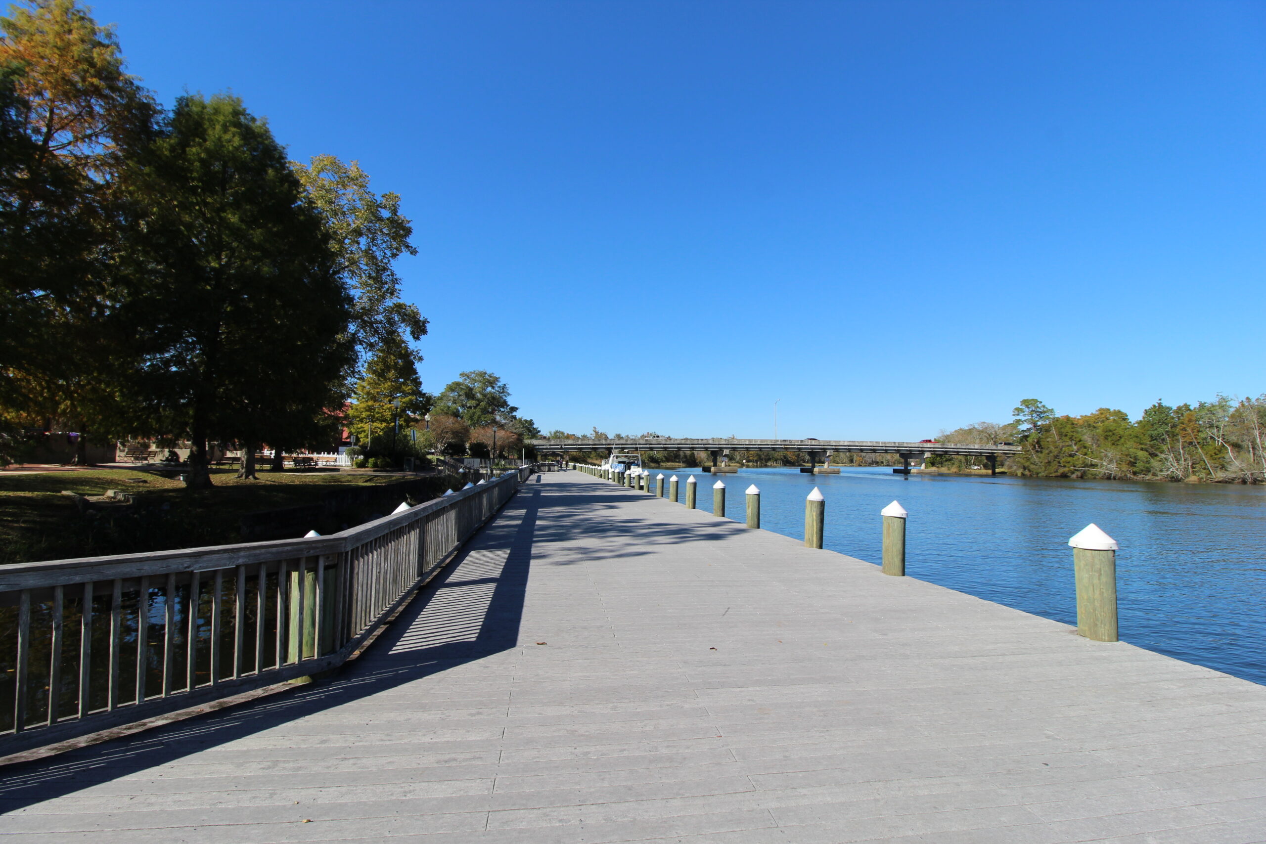 Cochran Commons — lifestyle amenity